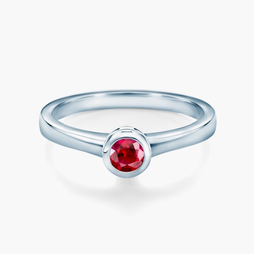 Pierścionek zaręczynowy SAVICKI: białe złoto, rubin